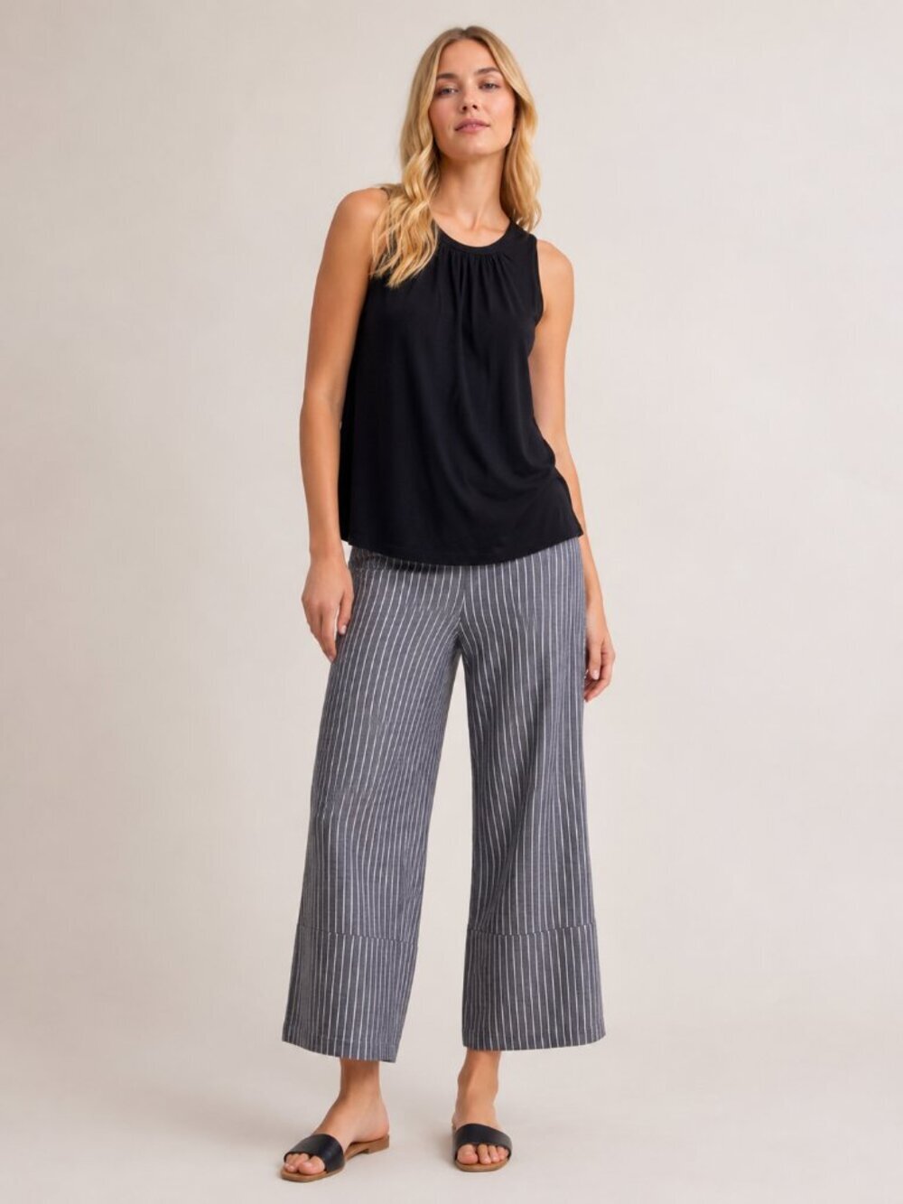 Banana Republic Gathered Neck Tank Top Black Medium #A3225